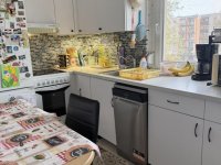 Eladó panellakás, Komáromban 44.9 M Ft, 2+1 szobás