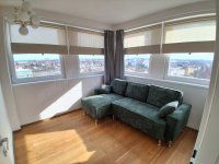 Eladó panellakás, Veszprémben 65.9 M Ft, 3 szobás