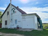 Eladó családi ház