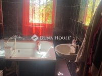 Eladó családi ház, XVIII. kerületben 169 M Ft, 9 szobás