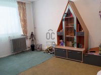 Eladó panellakás, Oroszlányban 26.5 M Ft, 2 szobás