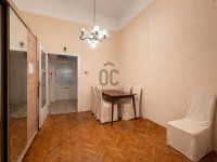 Eladó téglalakás, V. kerületben 135 M Ft, 2 szobás