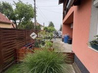 Eladó téglalakás, Pécsett 67.9 M Ft, 2 szobás