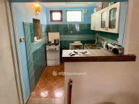 Eladó családi ház, Adásztevelen 28.9 M Ft, 2 szobás