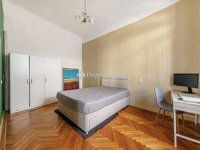 Eladó téglalakás, V. kerületben 119 M Ft, 3 szobás