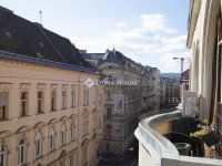 Eladó téglalakás, V. kerületben 325 M Ft, 4 szobás