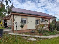 Eladó családi ház