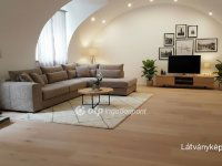 Eladó ipari ingatlan