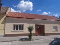 Eladó családi ház, Esztergomban, Jókai Mór utcában 98 M Ft
