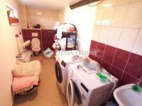 Eladó családi ház, Veszprémben 139.9 M Ft, 4 szobás