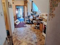 Eladó ikerház