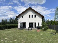 Eladó családi ház