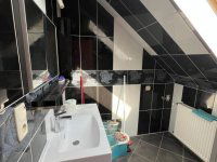 Eladó családi ház, III. kerületben 139.9 M Ft, 6 szobás