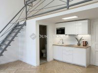 Eladó téglalakás, V. kerületben 53.5 M Ft, 1 szobás