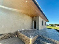 Eladó családi ház, Turán 37.99 M Ft, 2 szobás