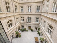 Eladó téglalakás, V. kerületben, Kálvin téren 99 M Ft