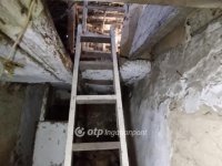 Eladó családi ház, Pécsett 11 M Ft, 3 szobás