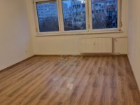 Kiadó panellakás, albérlet, XIV. kerületben, Tihany utcában