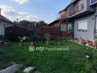 Eladó ikerház, Békéscsabán 35.9 M Ft, 3+1 szobás