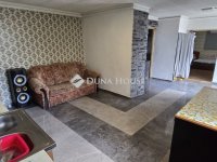 Eladó családi ház, Sárbogárdon 15.9 M Ft, 1 szobás