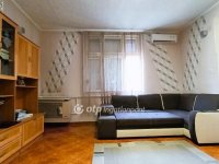 Eladó családi ház, Újszászon 37.9 M Ft, 3+2 szobás