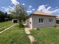 Eladó családi ház, Bázakerettyén 49.9 M Ft, 3 szobás