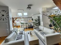 Eladó családi ház, Budakeszin 299 M Ft, 8 szobás