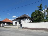 Eladó családi ház, Pécsett 115 M Ft, 6 szobás