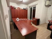 Eladó téglalakás, IV. kerületben 66.5 M Ft, 1 szobás