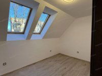 Kiadó ikerház, albérlet, Kecskeméten 650 E Ft / hó, 5 szobás