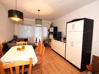 Eladó panellakás, Győrött 55.49 M Ft, 2+1 szobás