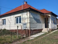 Eladó családi ház, Ecsegen 16 M Ft, 2 szobás