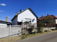 Eladó családi ház, Nyíracsádon 12 M Ft, 2 szobás