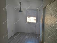 Eladó téglalakás, Siófokon 57.5 M Ft, 3 szobás