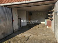 Eladó családi ház, Szentendrén 98 M Ft, 3 szobás