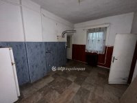 Eladó családi ház, Mátészalkán 24.99 M Ft, 2 szobás