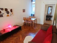 Eladó téglalakás, VI. kerületben 130 M Ft, 4 szobás