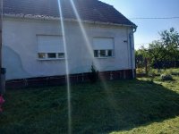 Eladó családi ház, Nován 9.6 M Ft, 3 szobás