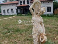 Eladó családi ház, Nemesvitán 800 M Ft, 6 szobás