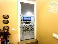 Eladó családi ház, Szekszárdon 69.5 M Ft, 3 szobás