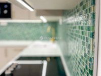 Eladó panellakás, Pécsett 51.9 M Ft, 3 szobás