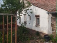 Eladó családi ház, Makón 4.4 M Ft, 2 szobás