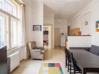 Eladó téglalakás, VI. kerületben 84.9 M Ft, 3 szobás