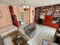 Eladó téglalakás, Szegeden 63.9 M Ft, 2 szobás