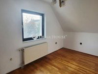 Eladó családi ház, Mogyoródon 98 M Ft, 5 szobás