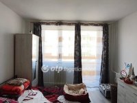 Eladó panellakás, Dunaújvárosban 39.4 M Ft, 2 szobás