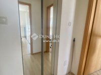 Eladó családi ház, II. kerületben 273.488 M Ft, 6 szobás