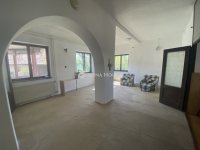 Eladó családi ház, Bólyban 51.9 M Ft, 6 szobás