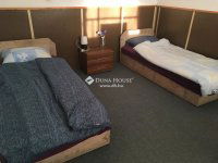 Eladó családi ház, Ráckevén 96 M Ft, 11 szobás