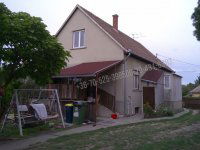 Eladó családi ház, Pilisen 87 M Ft, 5 szobás